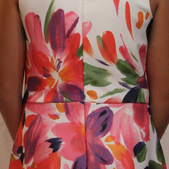Beautiful "Easter" Sunday Floral Dress - Picture 8 of 10